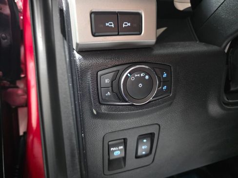 Used 2019 Ford F150 Lariat AWD/4WD image 16