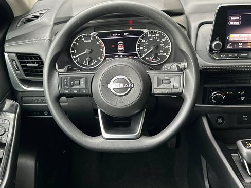 Used 2024 Nissan Rogue S AWD/4WD image 14
