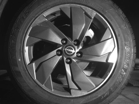 Used 2025 Nissan Rogue SV image 14