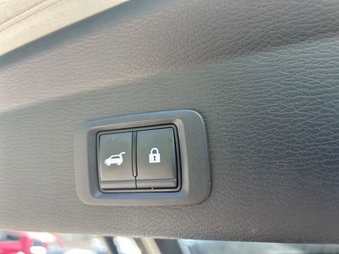 Used 2024 Mitsubishi Outlander SE image 26