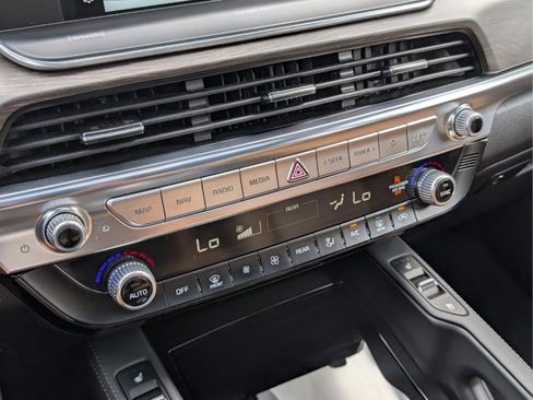 Used 2022 Kia Telluride SX FWD image 19