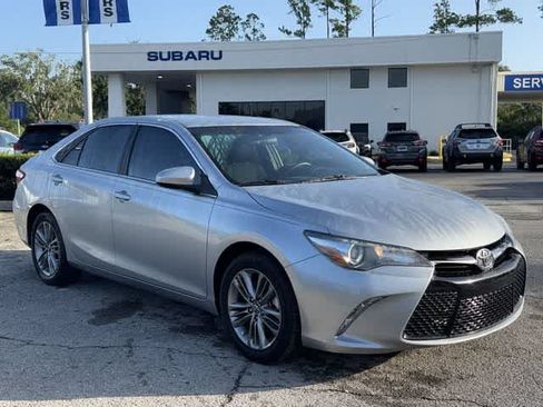 Used 2017 Toyota Camry SE FWD image 8