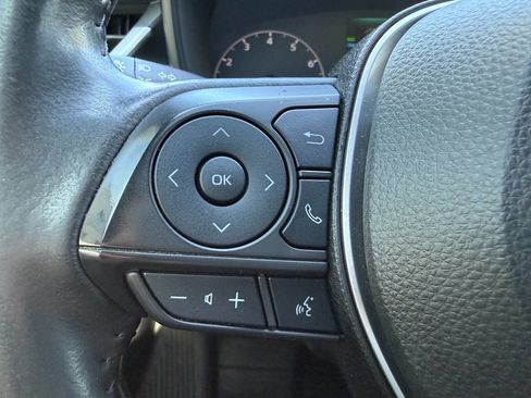 Used 2023 Toyota Corolla SE FWD image 32