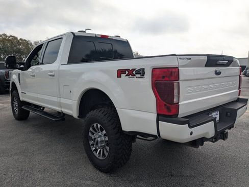Used 2022 Ford F350 Lariat image 7