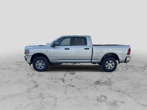 New 2026 RAM 2500 Big Horn AWD/4WD image 5