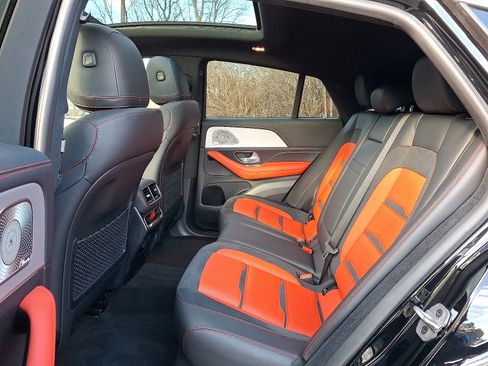 Used 2023 Mercedes-Benz GLE 53 AMG 4MATIC image 5