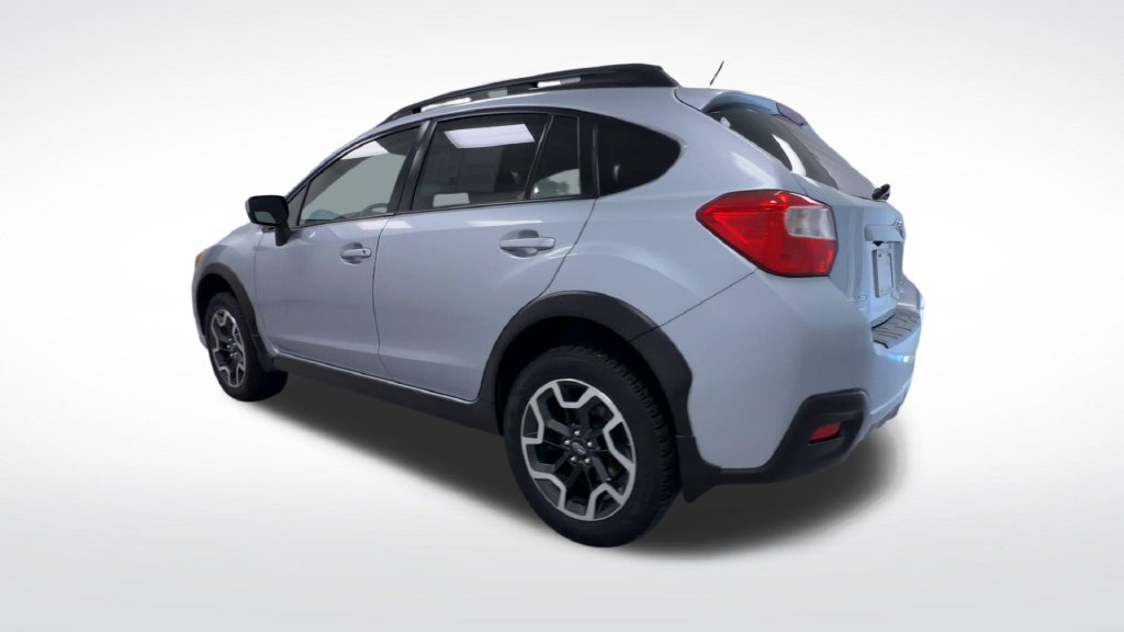 Used 2017 Subaru Crosstrek 2.0i Premium AWD/4WD image 6