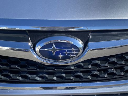 Used 2015 Subaru Forester 2.5i Premium w/ Popular Package #2 AWD/4WD image 3