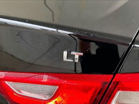 Used 2018 Chevrolet Malibu LT image 22