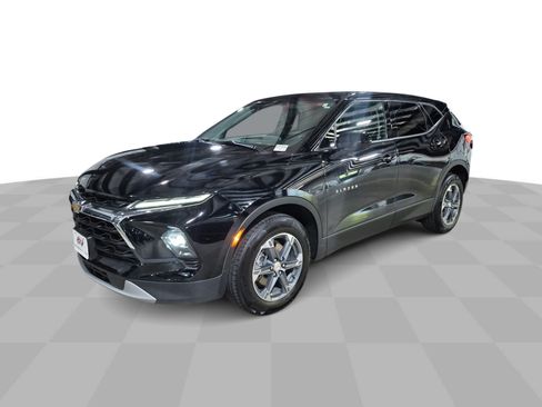 Certified 2025 Chevrolet Blazer LT AWD/4WD image 1