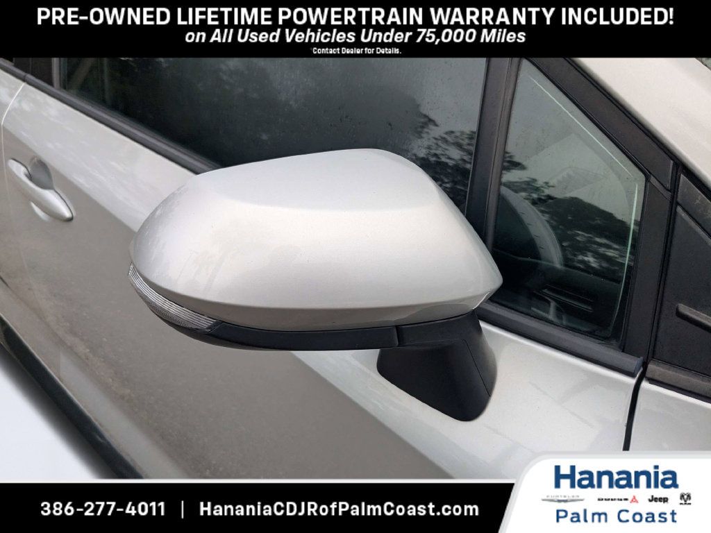 Used 2020 Toyota Corolla SE w/ Carpet Mat Package (TMS) FWD image 11