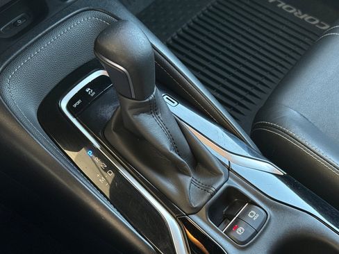 Certified 2020 Toyota Corolla XSE w/ XSE Preferred Package image 21