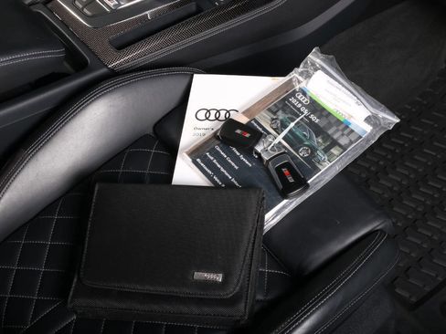 Used 2019 Audi SQ5 Premium Plus w/ Premium Plus Package image 49