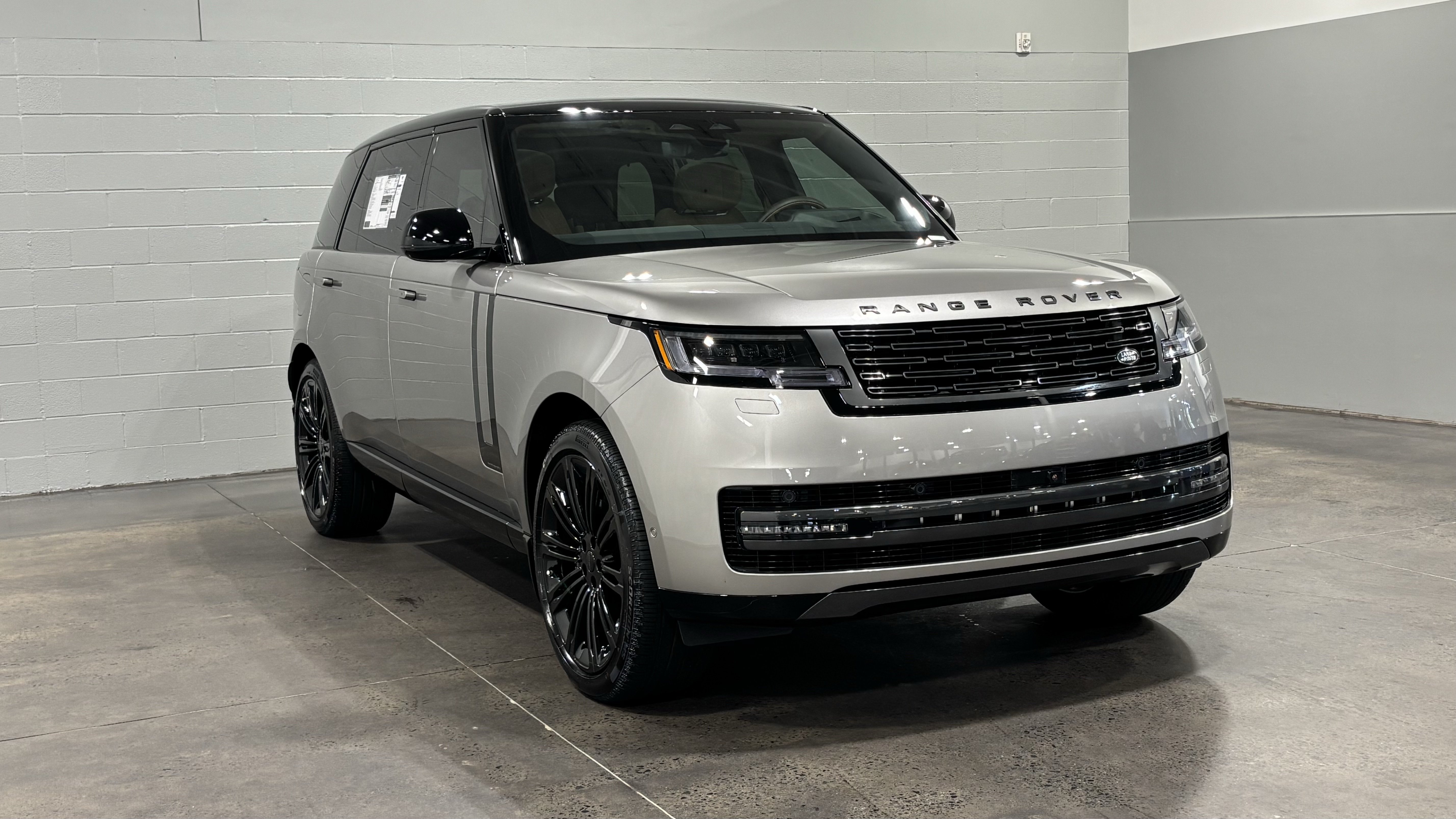 New 2026 Land Rover Range Rover Long Wheelbase Autobiography AWD/4WD image 11