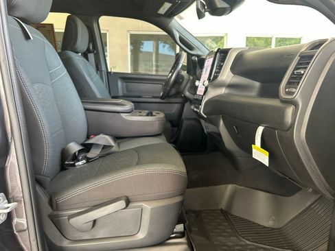 Used 2025 RAM 3500 Tradesman AWD/4WD image 25