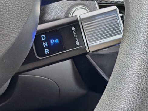 Used 2025 Hyundai Sonata SEL FWD image 25