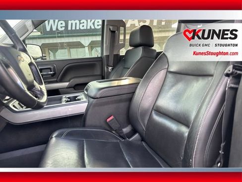 Used 2018 Chevrolet Silverado 1500 LTZ Z71 w/ LTZ Plus Package AWD/4WD image 12