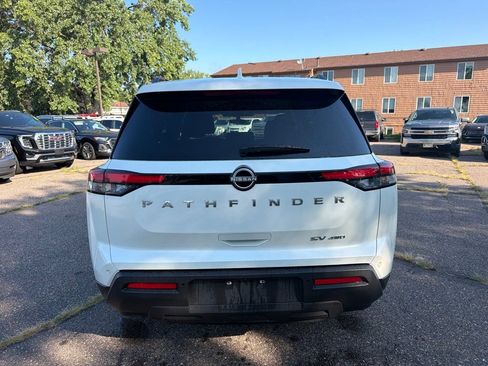 Used 2024 Nissan Pathfinder SV AWD/4WD image 6