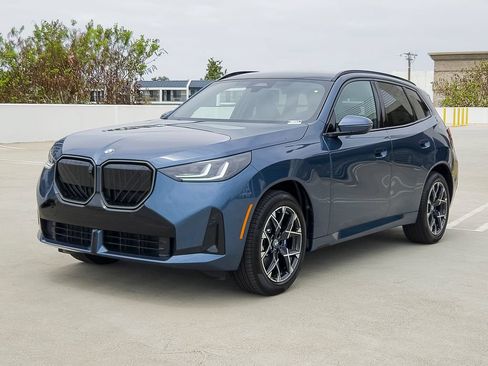 New 2026 BMW X3 xDrive30i w/ Premium Package AWD/4WD image 3