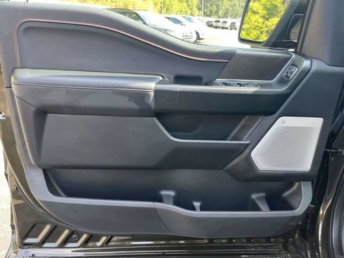 Used 2025 Ford F150 Raptor AWD/4WD image 16
