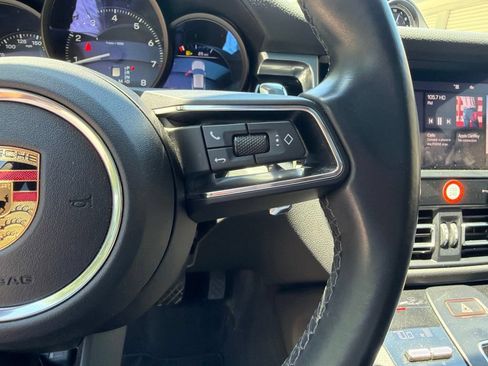 Used 2023 Porsche Macan AWD/4WD image 15