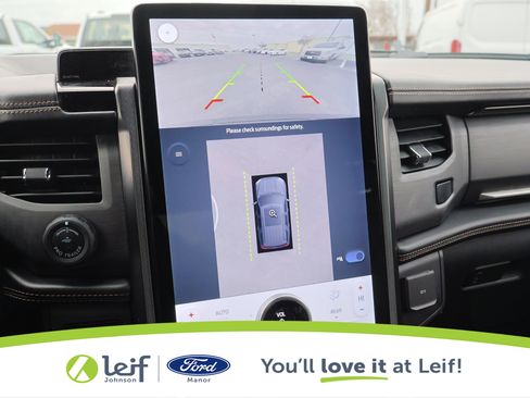 Used 2023 Ford Expedition Platinum image 21