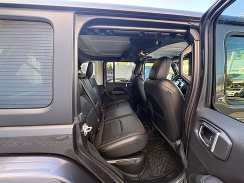 Used 2023 Jeep Wrangler Unlimited Sahara w/ Cold Weather Group AWD/4WD image 49