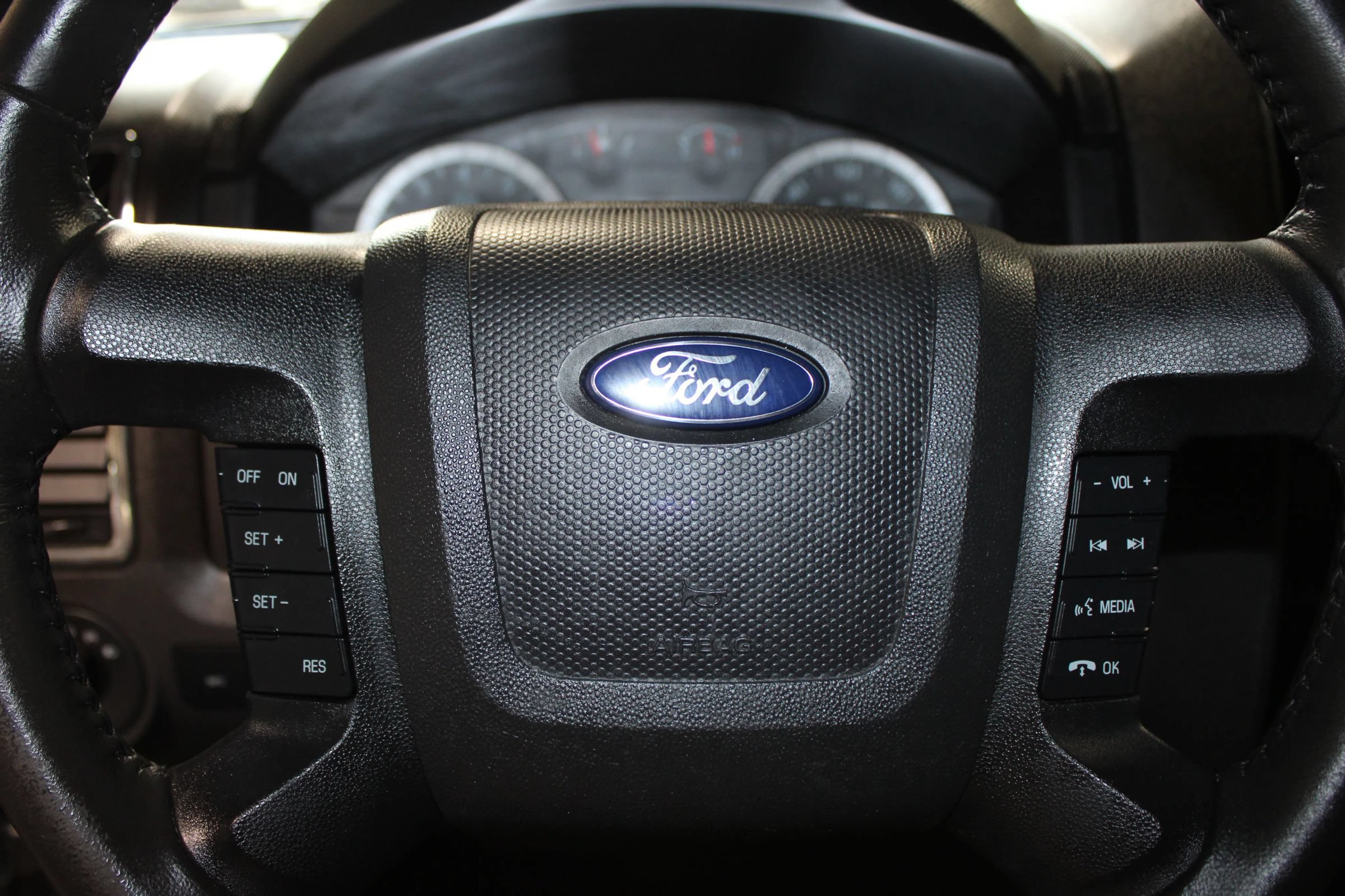 Used 2011 Ford Escape Limited FWD image 20