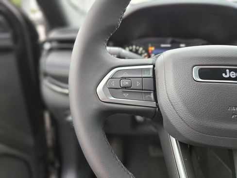 New 2025 Jeep Compass Limited w/ Sun & Sound Group image 25