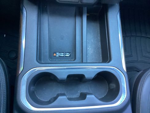 Used 2021 Chevrolet Silverado 1500 High Country w/ Safety Package II image 37