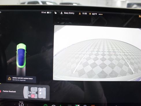 Used 2018 Tesla Model 3 Long Range RWD image 3