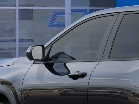 New 2026 Chevrolet Equinox LT w/ Convenience Package II image 14