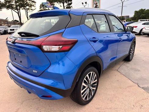 Used 2023 Nissan Kicks SV FWD image 8