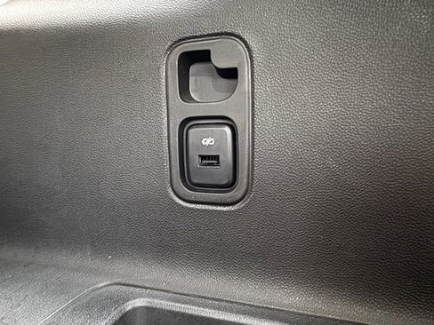 Certified 2023 Chevrolet Traverse LT image 8