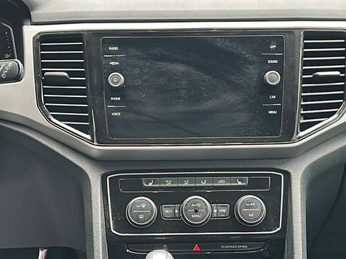 Used 2022 Volkswagen Atlas SE image 19