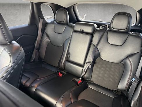 Used 2022 Jeep Cherokee Trailhawk w/ Sound & Nav Group image 22