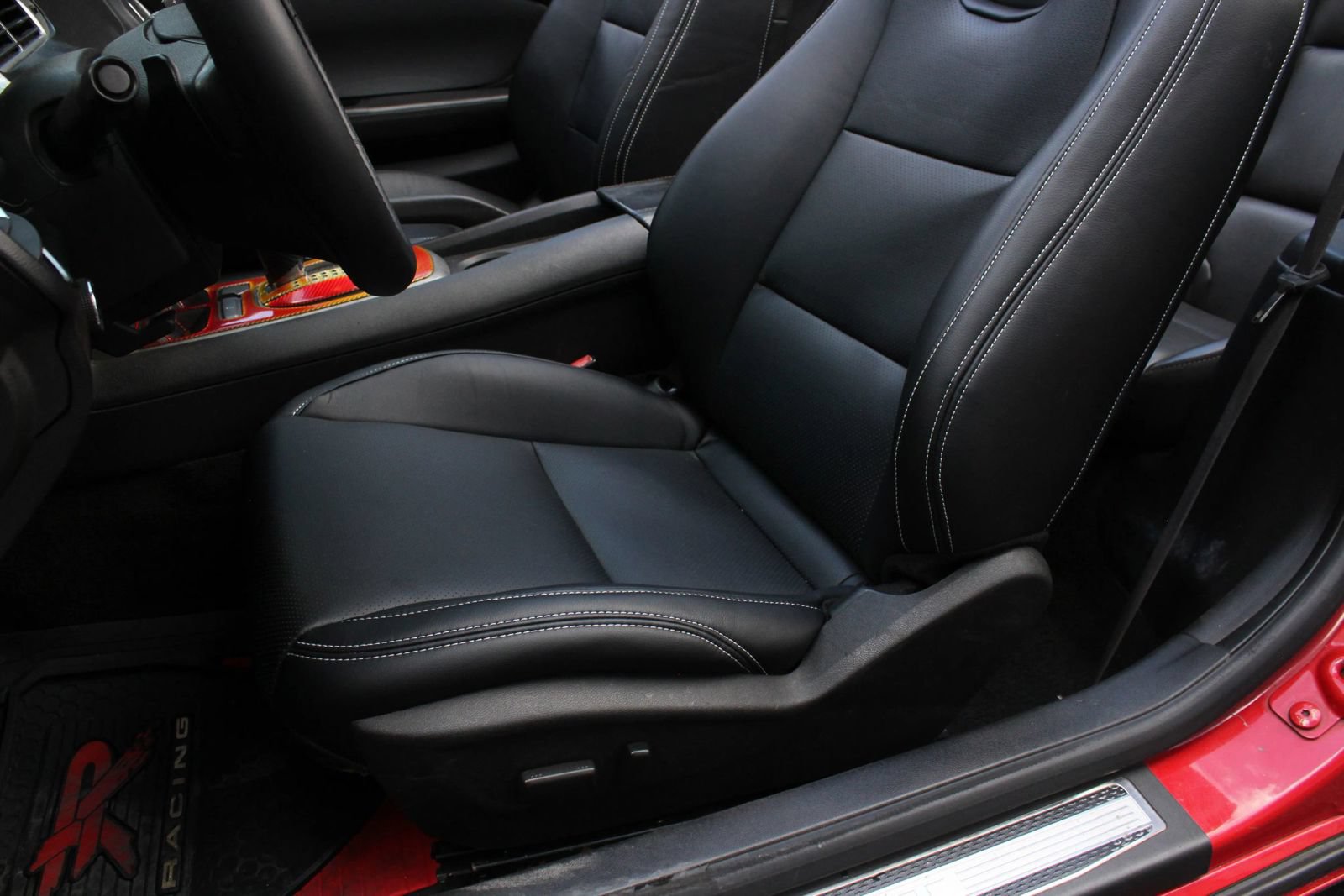 Used 2012 Chevrolet Camaro SS RWD image 17