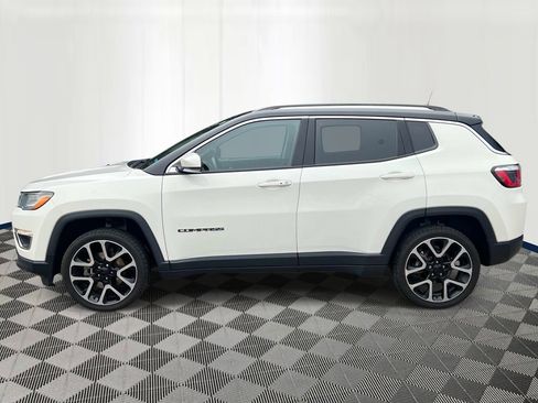 Used 2019 Jeep Compass Limited AWD/4WD image 2
