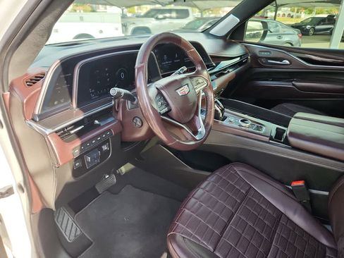 Used 2021 Cadillac Escalade ESV Sport Platinum image 10