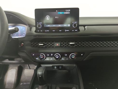 Used 2023 Honda Accord EX image 13