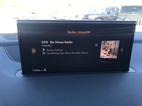 Used 2018 Audi Q7 3.0T Premium image 21