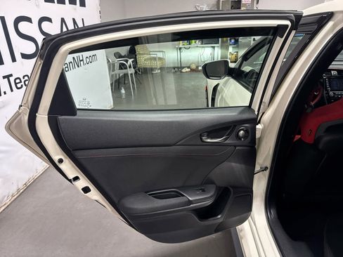 Used 2019 Honda Civic Type R image 23