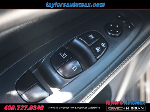 Used 2019 Nissan Pathfinder Platinum AWD/4WD image 30