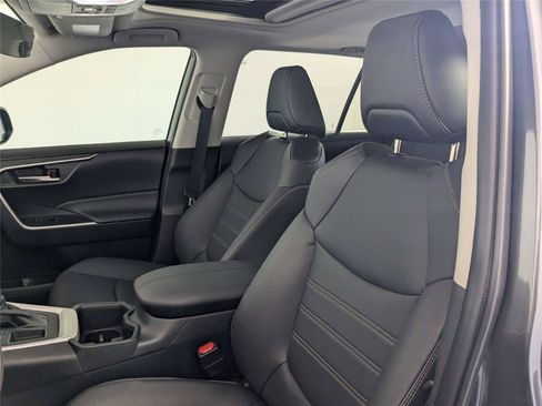 Used 2024 Toyota RAV4 XLE Premium FWD image 15