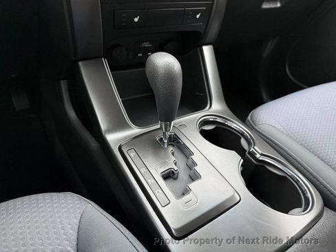 Used 2013 Kia Sorento LX w/ Convenience Pkg image 18