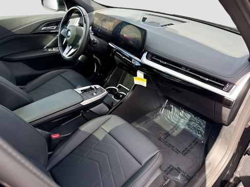 Used 2025 BMW X1 xDrive28i w/ Convenience Package image 14