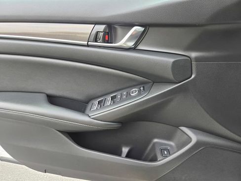 Used 2021 Honda Accord Sport image 14