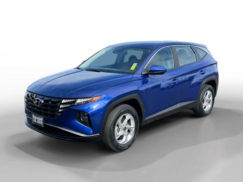 Certified 2024 Hyundai Tucson SE AWD/4WD image 1