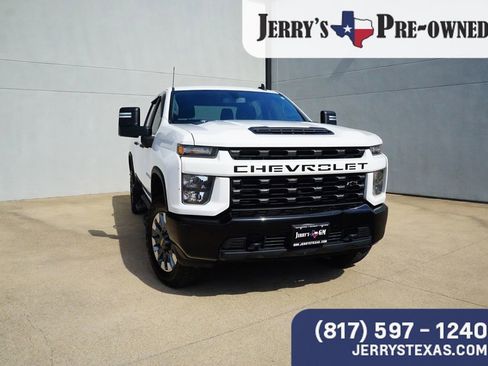 Used 2022 Chevrolet Silverado 2500 Custom w/ Custom Value Package AWD/4WD image 7