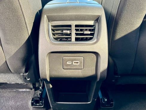 Used 2025 Chevrolet Blazer LT image 35